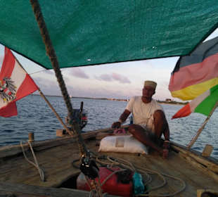 Kreuzen vor Laamu, warten auf den Sunset