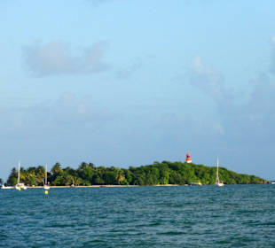 Die Îlet de Gosier von der Küste aus gesehen