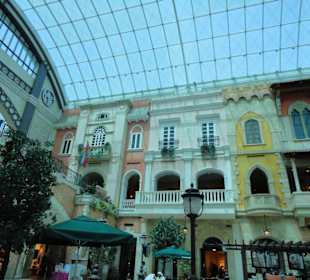 Mercato Mall