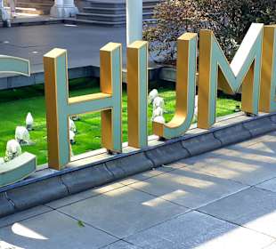 CHIJMES