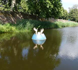 Kunst direkt am Ausgang vom Parkhaus