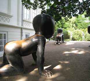 "ползающие младенцы" Давида Черного