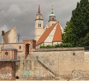 Bei einer Elbe-Schifffahrt in Magdeburg