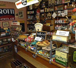 Kolonialwarenladen im Heimatmuseum Münstermaifeld