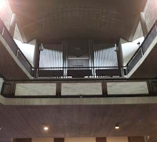 Die ev. Stadtkirche am Karlsruher Marktplatz