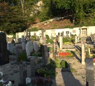 Evangelischer Friedhof „Unter der Burghalde“