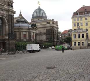 Rund um die Frauenkirche