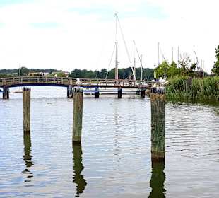 Brücke zur Schlossinsel