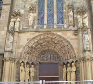 Eingang des Trierer Doms
