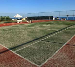 Nashira Tennisplätze