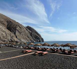Santorini - Perissa beach
