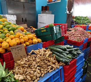 Rundgang über den Petit Marché von Saint-Denis