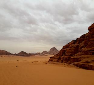Wüstenlandschaft Wadi Rum