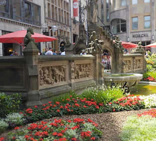 Heinzelmännchenbrunnen