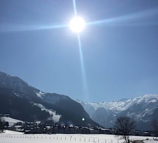 Langlaufloipe Blick Kitzsteinhorn/Haus Voglreiter