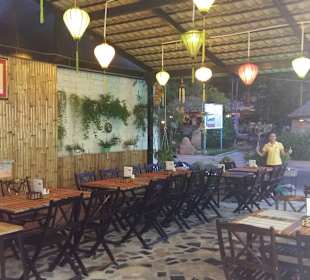 Thinh's Restaurant & Bar