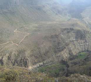 Aussichtspunkt: Blick nach unten ins Fataga-Tal