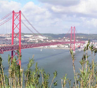 Hängebrücke in Lissabon