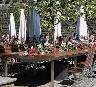 So kann man auf der Mainau essen und trinken.