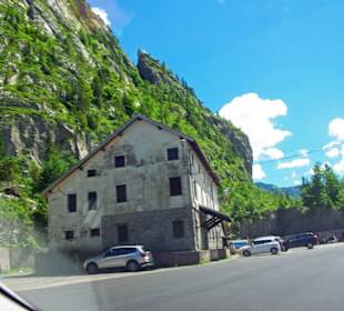 Viele Parkmöglichkeiten oben angekommen