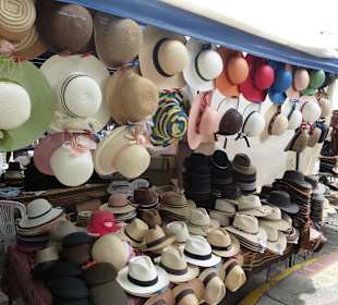 Samstag ist die ganze Stadt ein großer Markt