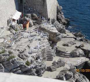 Bar an der Stadtmauer von Dubrovnik