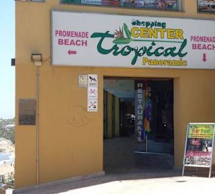 Shopping Center Tropical