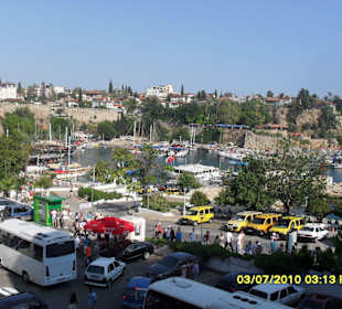 Widok na port w Antalyi