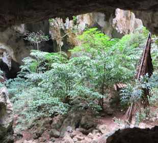 Phraya Nakhon Cave