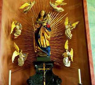 Toller Altar Seitenraum