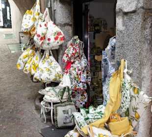Streifzug durch die Altstadt von Limone