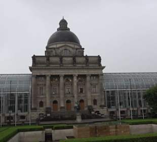 Bayerische Staatskanzlei