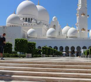 Moschee von Abu Dhabi, riesengroß.