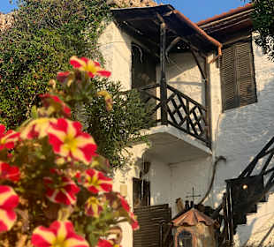 Bergdorf Parthenonas