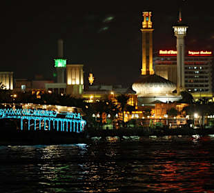 Creek bei Nacht Blick von Deira