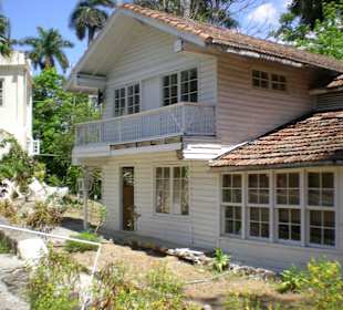 Nebengebäude unterhalb des Hemingway-Museum 