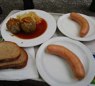 Leberknödel und Knackwurst