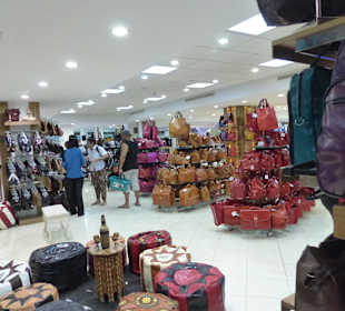 Taschen, soweit das Auge reicht!