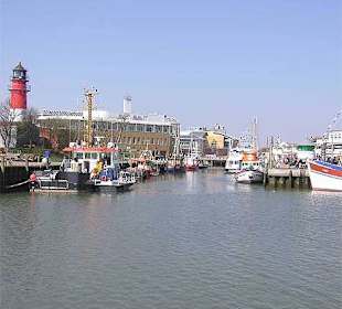 Einfahrt zum Museumshafen