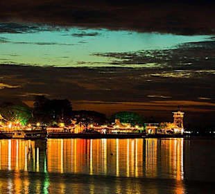 Waterfront bei Dämmerung