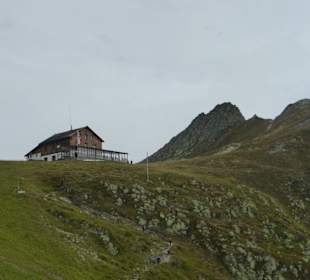 Von der Sommerbergalm zur Tuxer Joch-Haus