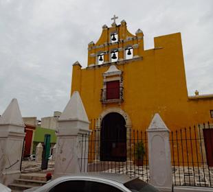 Kleinere Kirche in der Altstadt