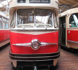 Im Museum des öffentlichen Peronennahverkehrs