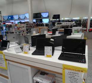 Riesen Angebot, faire Preise, Supermarkt  Spinneys