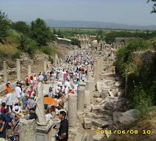 Menschenmengen auf dem Weg...