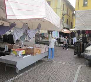 Markt in Dongo