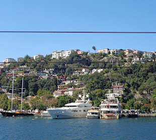 Yachthafen am Bosporus