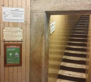 Nur noch 304 Stufen hinauf zur Aussichtsplattform