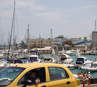 Marina w Heraklionie.