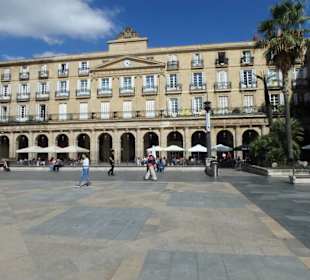 Teilansicht der Plaza Nueva